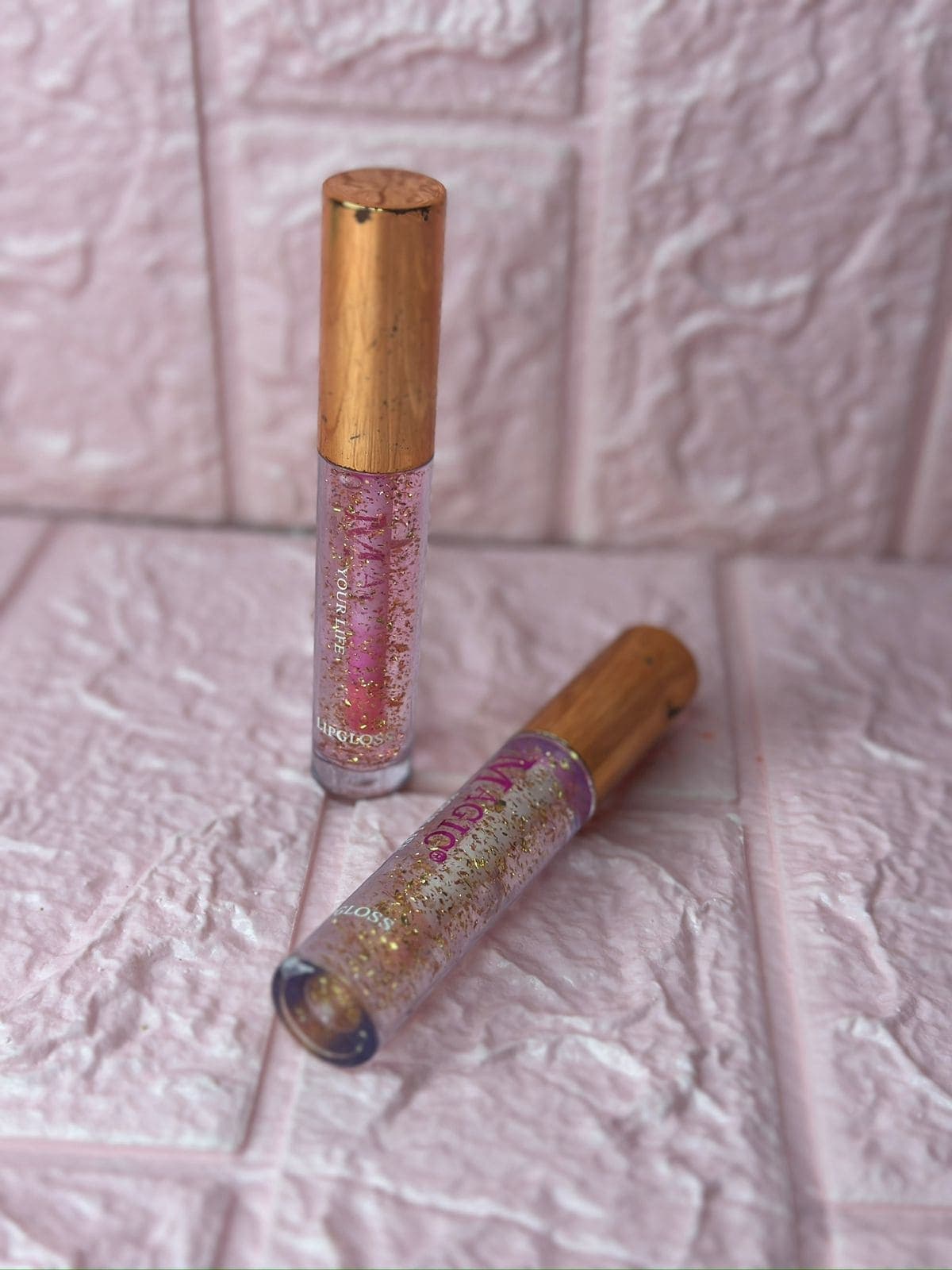 LIPGLOSS